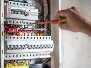 modernizacje rozdzielnicy elektrycznej